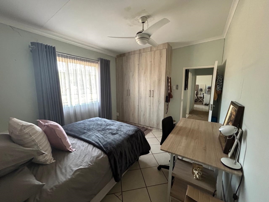 8 Bedroom Property for Sale in Swartruggens North West